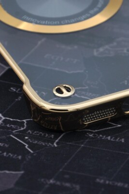 iPhone 13 Pro Uyumlu Altın Sarı Gold Renkli İnce Kenarlı Şeffaf Sert Kapak Kılıf - 4