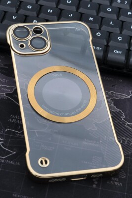 iPhone 13 Uyumlu Altın Sarı Gold Renkli İnce Kenarlı Şeffaf Sert Kapak Kılıf - 1